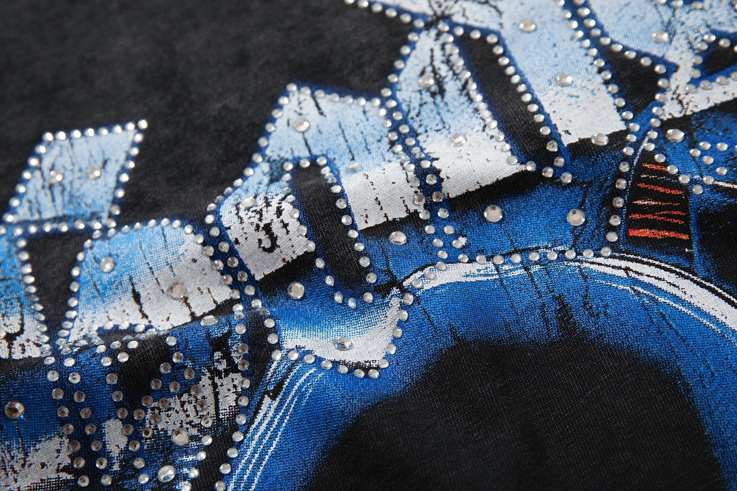 MAJESTIK Astronaut Graphic Short-Sleeve T-Shirt ¡ª detail