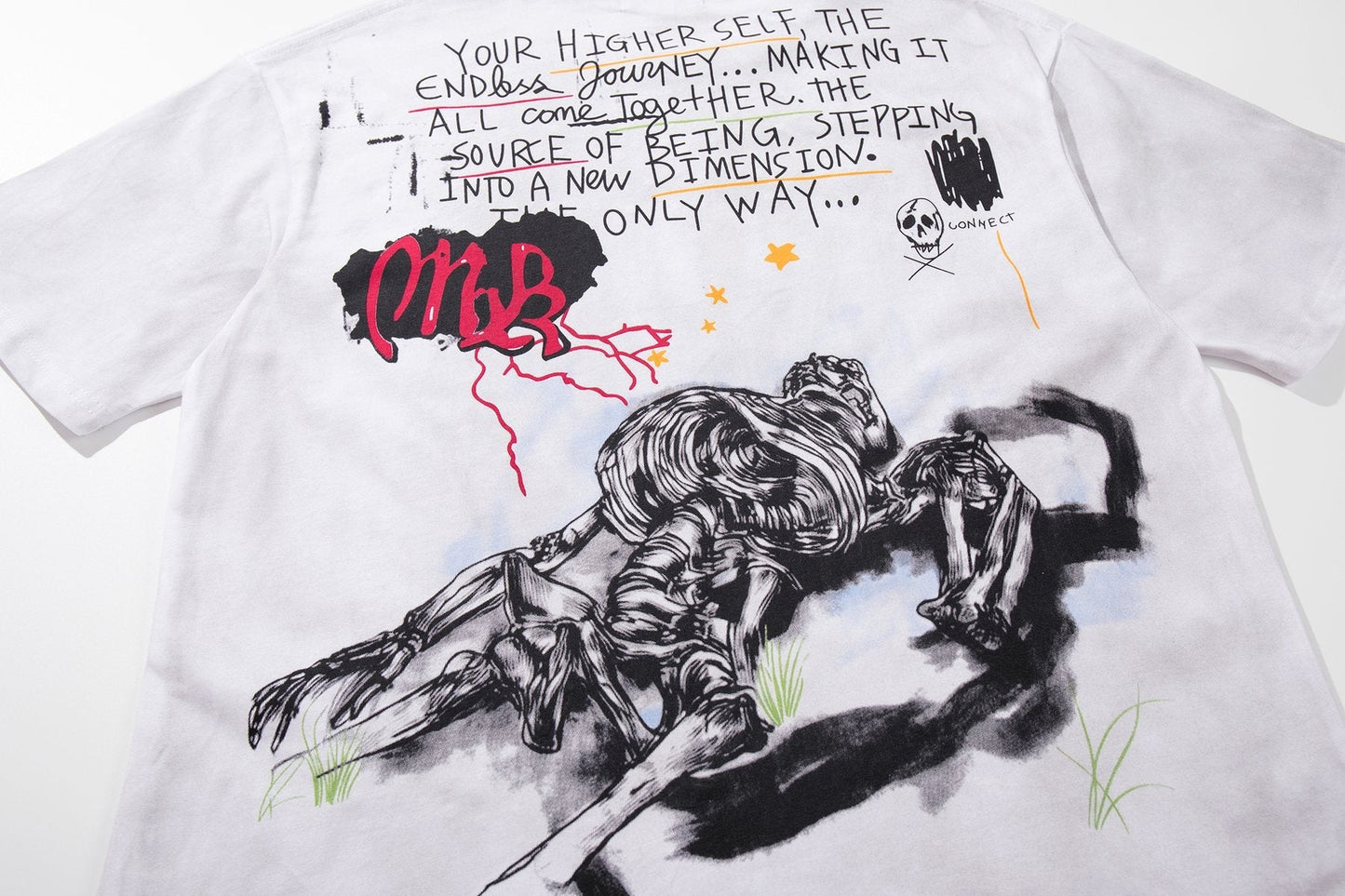 MAJESTIK Distressed Stone-Inlay Graphic T-Shirt ¡ª detail