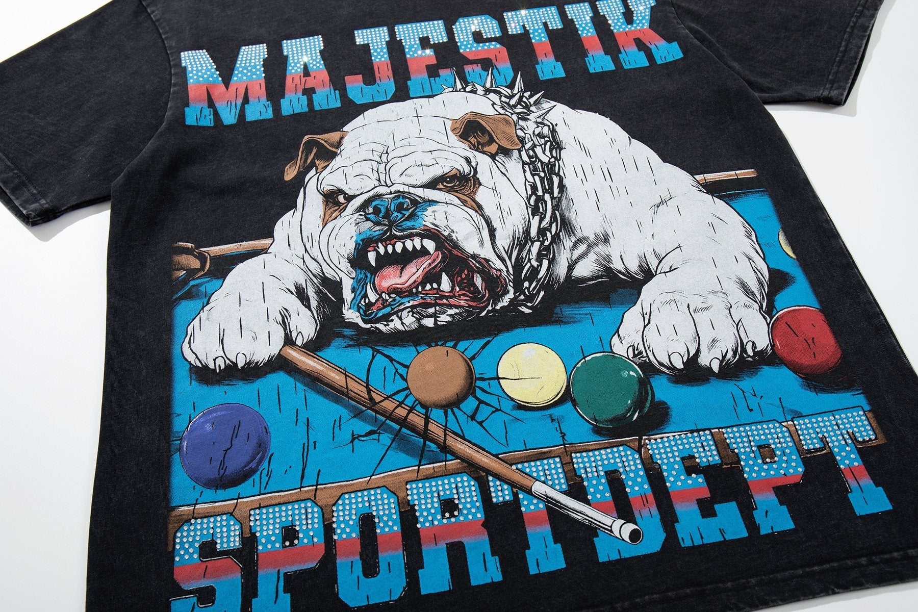 MAJESTIK Bulldog Billiards Graphic T-Shirt ¡ª detail